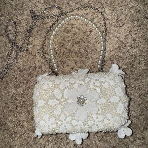 White Pearl Clutch Purse